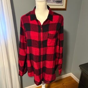 Hollister Red and Black Plaid Shirt